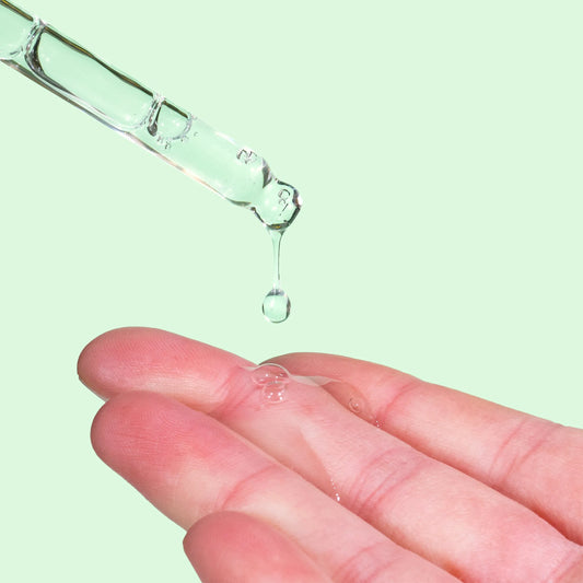 B-Bomb GEEK & GORGEOUS