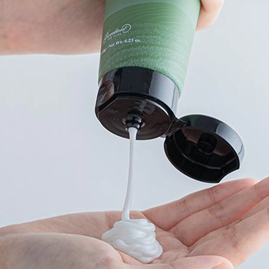 Deep Green Tea Cleansing Foam BENTON